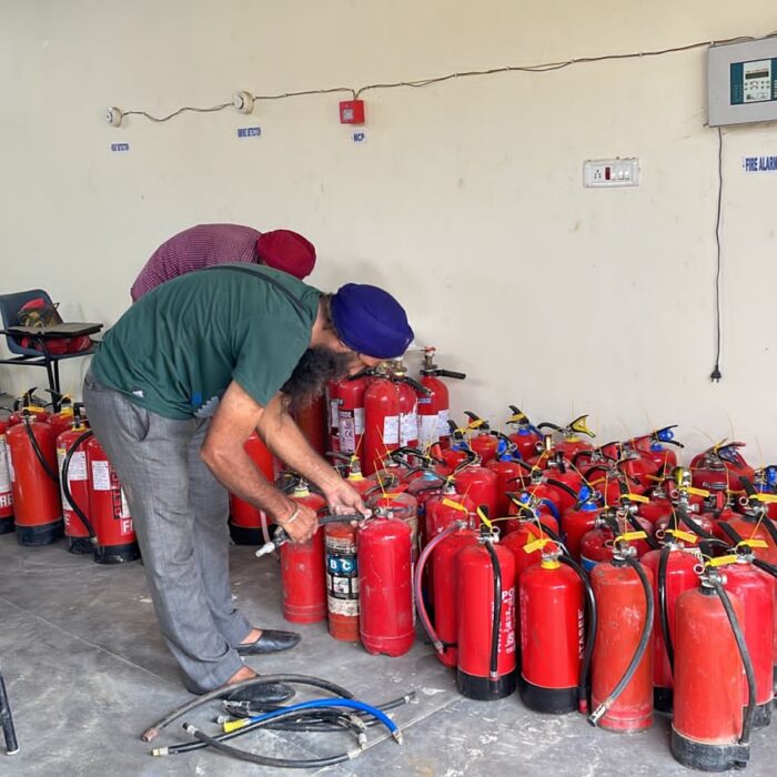 Fire extinguisher
